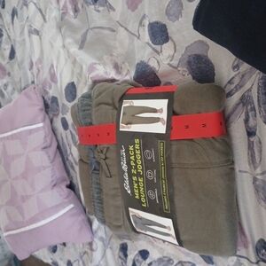 - - - Men's  2 pack  lounge joggers